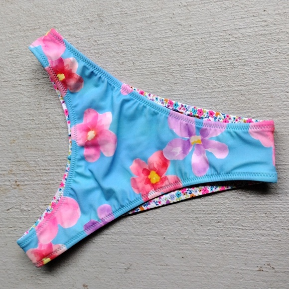 NWOT Reversible Mid-Rise Ultra High Leg Super Cheeky Bikini Wild Fable XXS - Picture 4 of 10